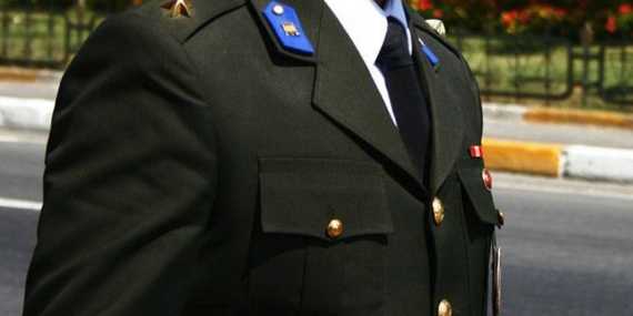 Askerde Teğmen Olarak Kalmak