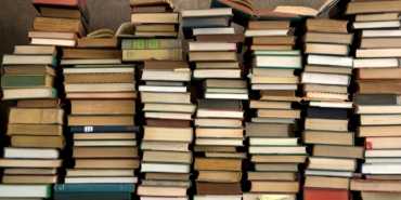 o-stack-of-books-facebook